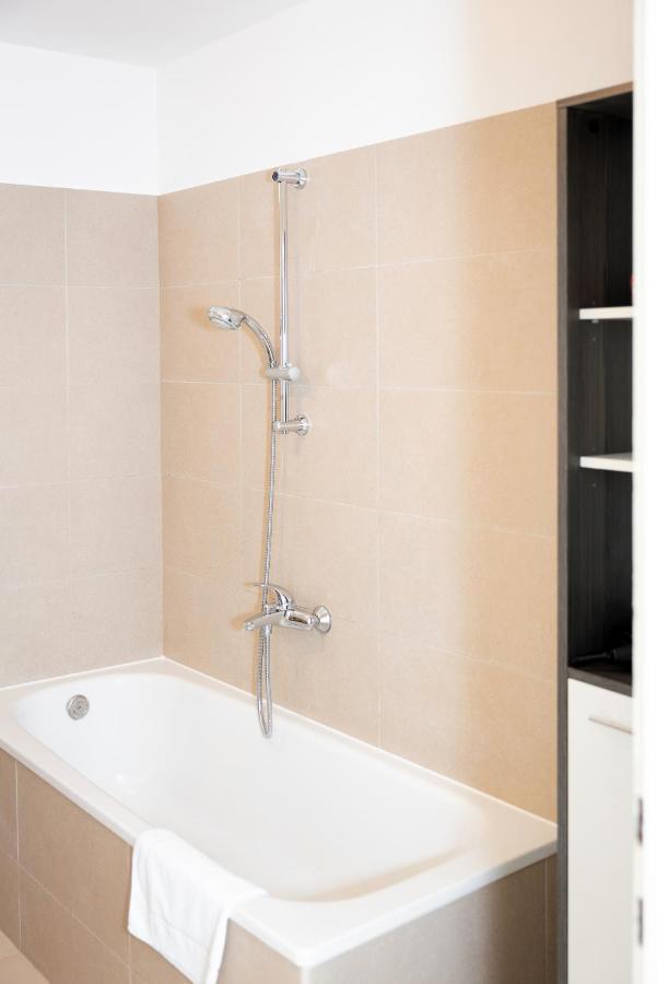 Premium 80 M2 Apartment - Free Parking Βιέννη Εξωτερικό φωτογραφία